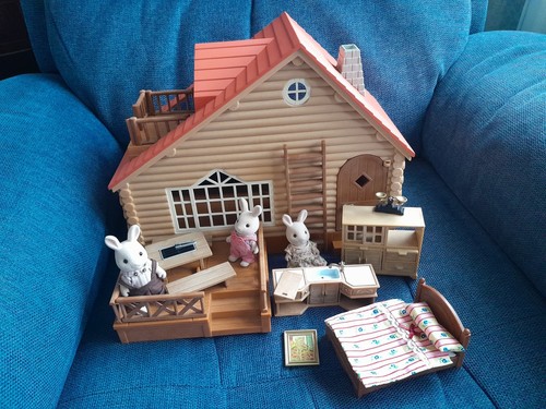 Sylvanians family log cabin - sylvanians,