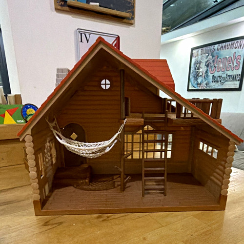 Sylvanian families log cabin - families,